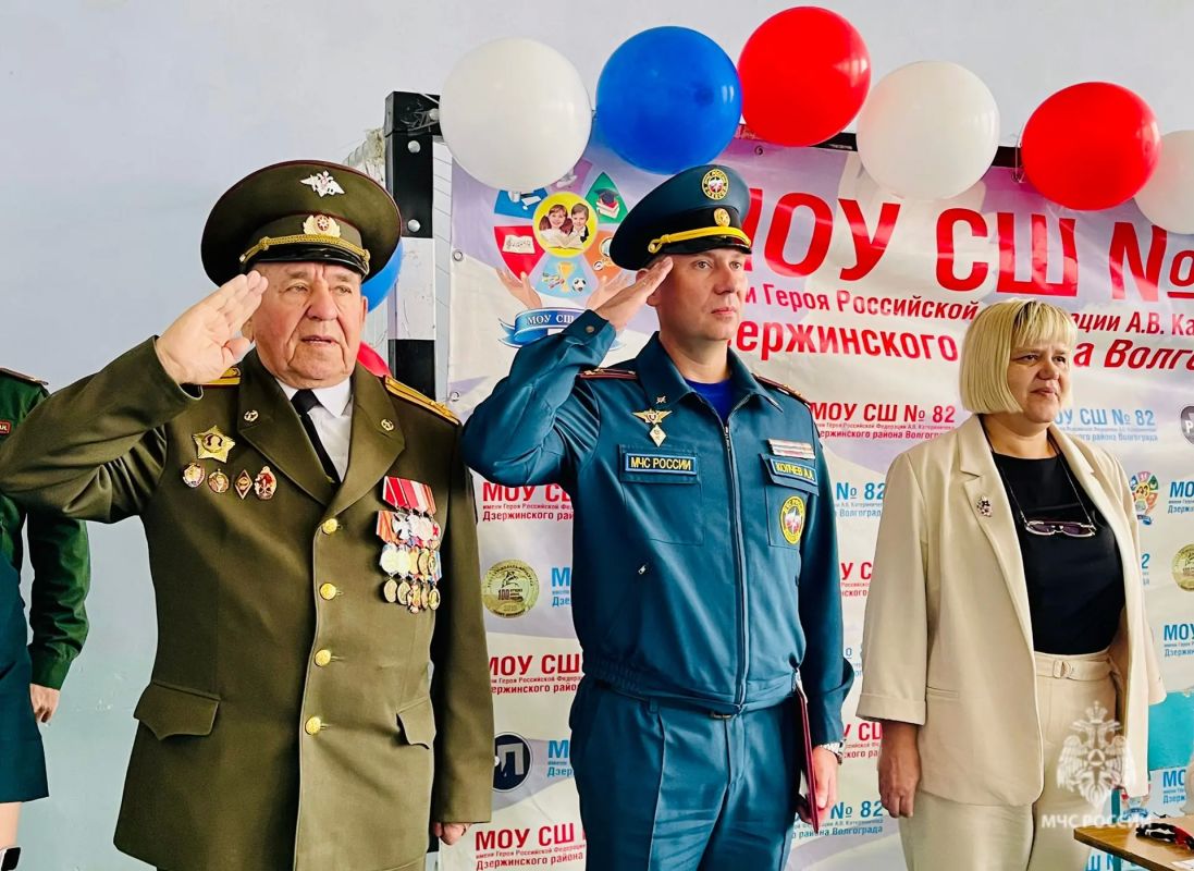 В Волгограде почтили память Героя России Алексея Катериничева В Волгограде почтили память Героя России Алексея Катериничева