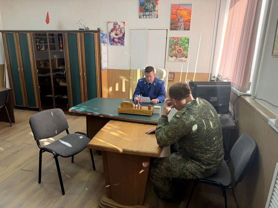 Прокурором Советского района города Волгограда Владимиром Рамазановым проведен личный прием участников специальной военной операции в здании Военного комиссариата Советского, Ворошиловского и Кировского районов города... Прокурором Советского района города Волгограда Владимиром Рамазановым проведен личный прием участников специальной военной операции в здании Военного комиссариата Советского, Ворошиловского и Кировского районов города...