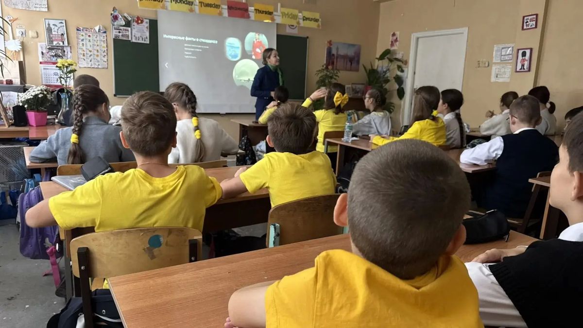 Урок от родителя: в школе № 35 отпраздновали День учителя Урок от родителя: в школе № 35 отпраздновали День учителя
