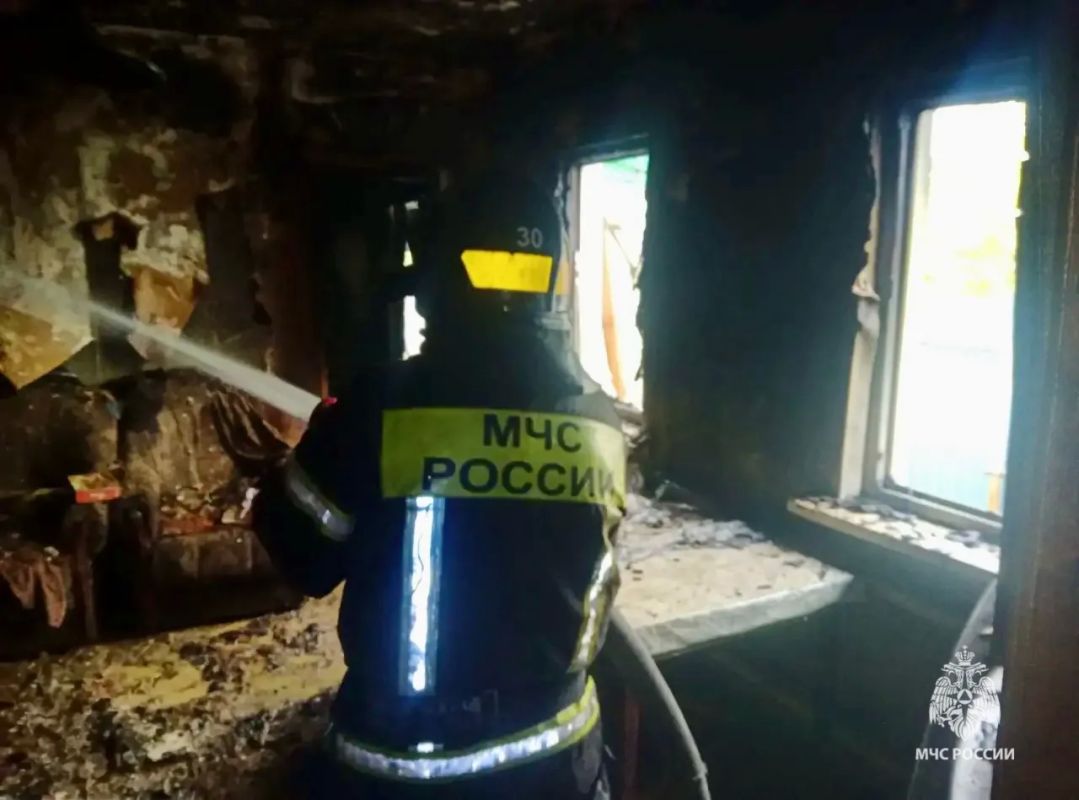 В Михайловке при пожаре пострадал мужчина В Михайловке при пожаре пострадал мужчина