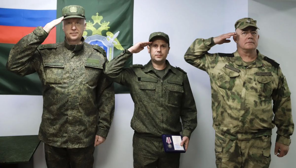 Председатель Следственного комитета России А.И. Бастрыкин провел совещание в Донецке Председатель Следственного комитета России А.И. Бастрыкин провел совещание в Донецке
