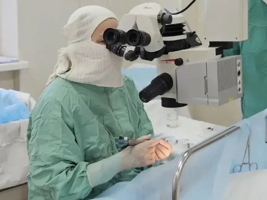 В Волгоградской областной больнице спасли от слепоты пожилую пациентку
