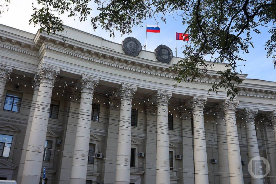 Владимир Шкарупелов освобожден от должности главы облпромторга, сообщает администрация региона