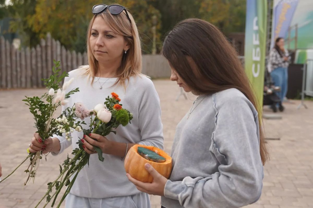 «Тыквомания» в ЦПКиО. Сегодня в Центральном парке Волгограда прошёл осенний праздник «Тыквомания» «Тыквомания» в ЦПКиО. Сегодня в Центральном парке Волгограда прошёл осенний праздник «Тыквомания»