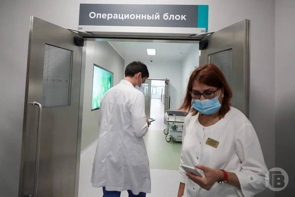 Подросток, на которого наехал грузовик в Михайловском районе Волгоградской области, находится в реанимации, его состояние тяжелое, сообщили «Городским вестям» в облздраве