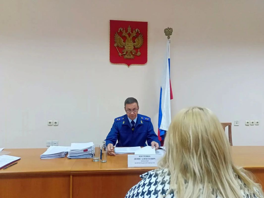 Прокурор Волгоградской области провел личный прием граждан Прокурор Волгоградской области провел личный прием граждан