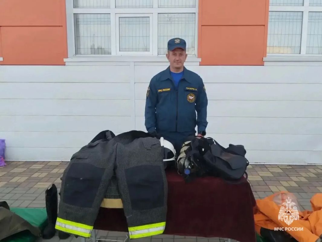 Пожарные стали частью большого районного праздника Пожарные стали частью большого районного праздника