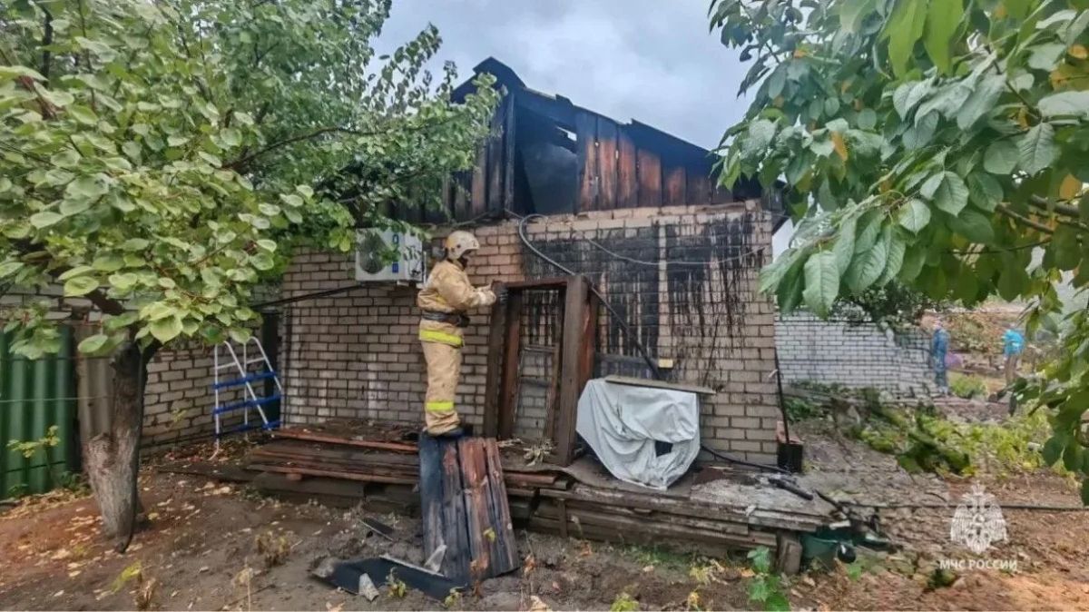Короткое замыкание в стиральной машине стало причиной пожара в Волгограде