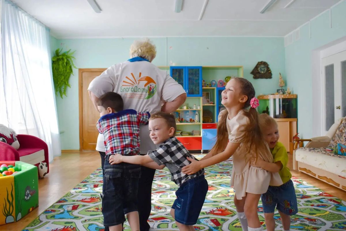 «Бабушка на час» — встреча, которая согревает сердца «Бабушка на час» — встреча, которая согревает сердца