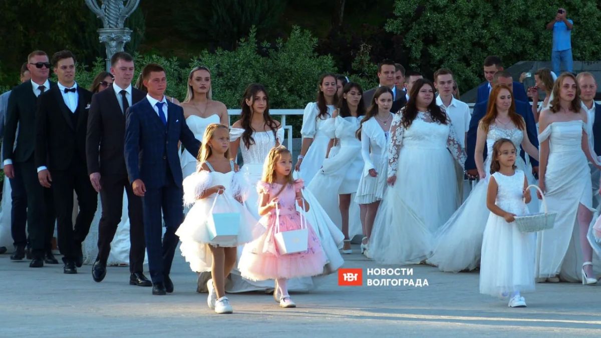 Волгоградцы начали бронировать «красивые» даты для свадеб в 2027 году