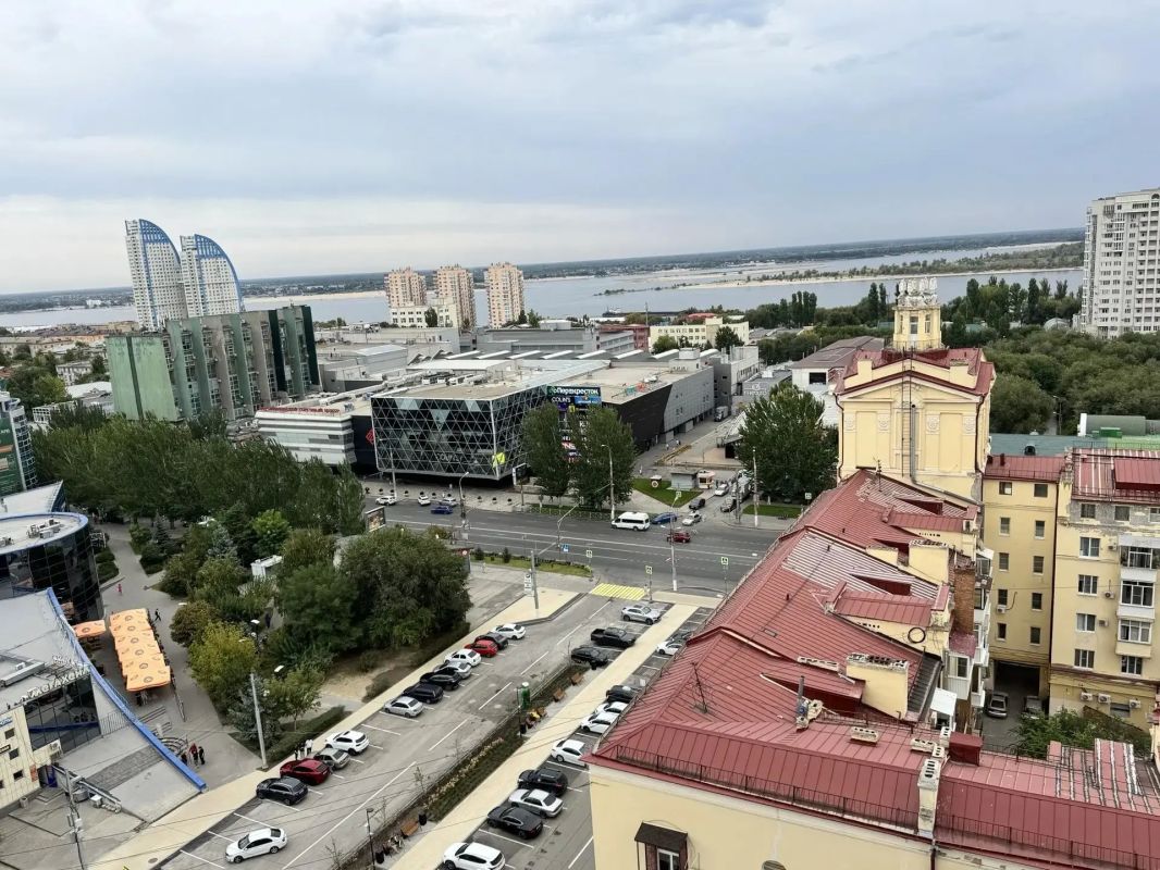 В Волгограде расширили перечень закрепленных за домами парковочных зон