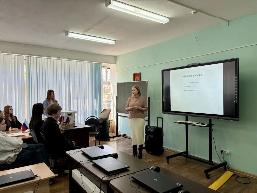 В школе № 28 прошёл открытый урок в рамках проекта «Формула успеха» В школе № 28 прошёл открытый урок в рамках проекта «Формула успеха»