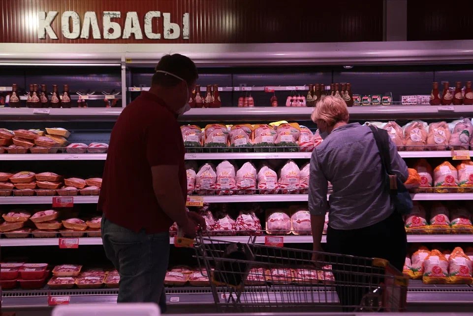 Специалисты Волгоградского филиала ФГБУ «ЦОК АПК» с начала 2026 года проверили лабораторным путем 115 образцов колбасных изделий местного производства