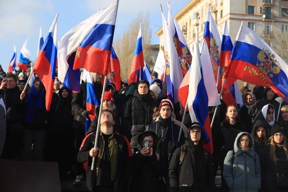 Из ближайших девяти дней большинству волгоградцев предстоит работать всего четыре
