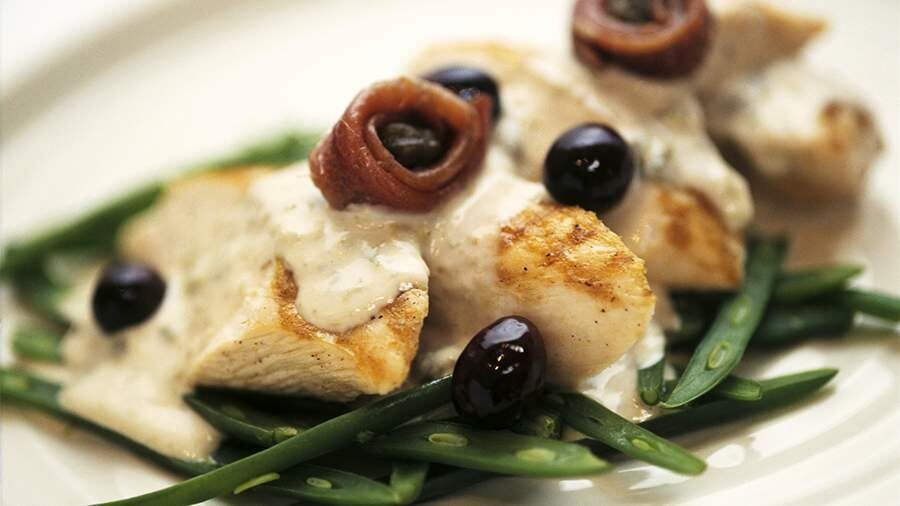 Все секреты приготовления соуса тоннато: от майонеза до каперсов