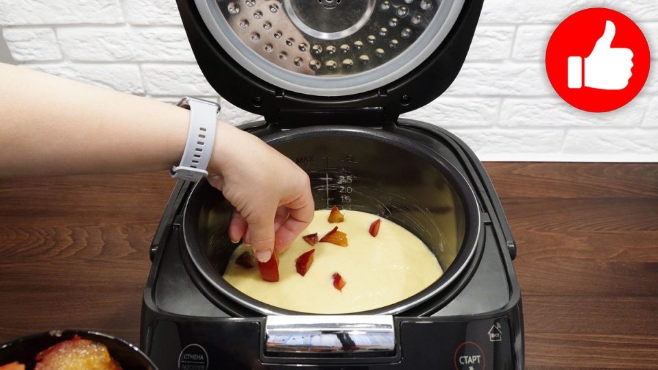 Манник со сливами в мультиварке: идеальное лакомство к чаю