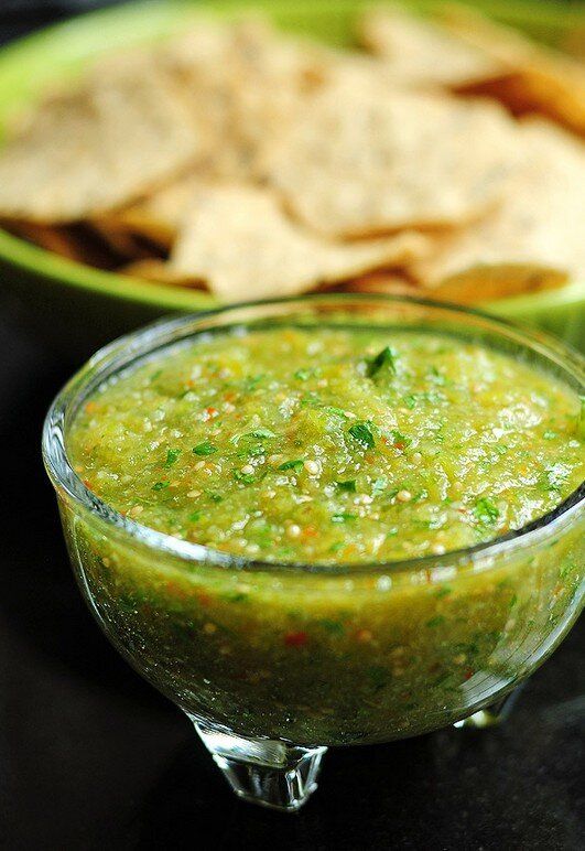 Зеленая аджика на зиму: рецепт острого деликатеса с секретами приготовления